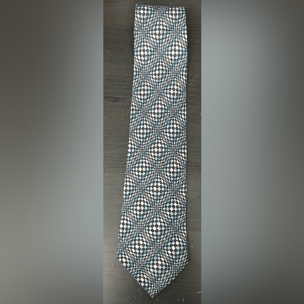 Jhane Barnes Geometric Blue and White Silk Tie